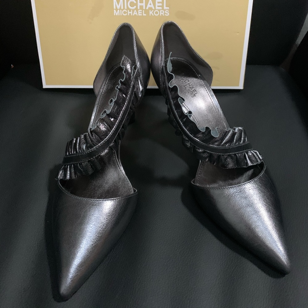 bella pump metallic 7.5